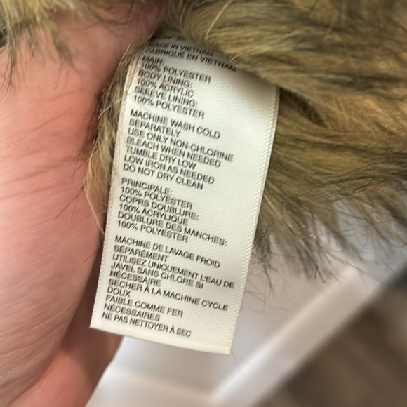 Satin Bomber w/ faux fur lining inside size L - Picture 3 of 5